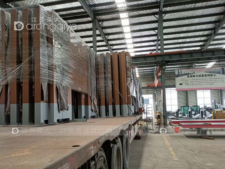 廣東候車亭發貨案例圖二